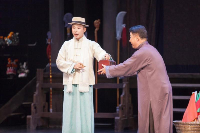 开票 | 唱念做打演历史,陈佩斯、杨立新上海大剧院筑《戏台》,戏台,陈佩斯,杨立新,上海大剧院,舞台,喜剧,话剧,编剧,导演,人物