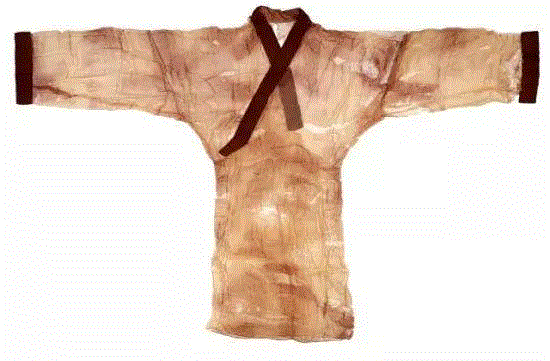 1983年湖南省博的两件素纱襌衣被盗，48克的在追缴的过程中被烧毁，49克曾被毁坏,后被修复。,文物修复到底怎么修？,文物,漆器,器物,画心,青铜器,书画,颜色,案例,全色,彩绘