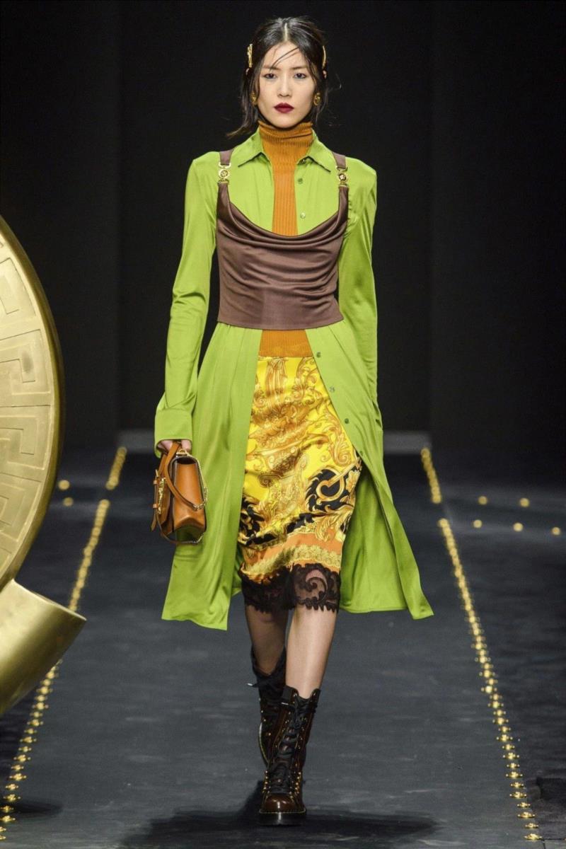 【IFA-时尚资讯】游走在不完美和完美的边缘,IFA,资讯,多纳泰拉,范思哲,perfection,多纳泰拉范思哲,音乐,衣服,服装,黑色