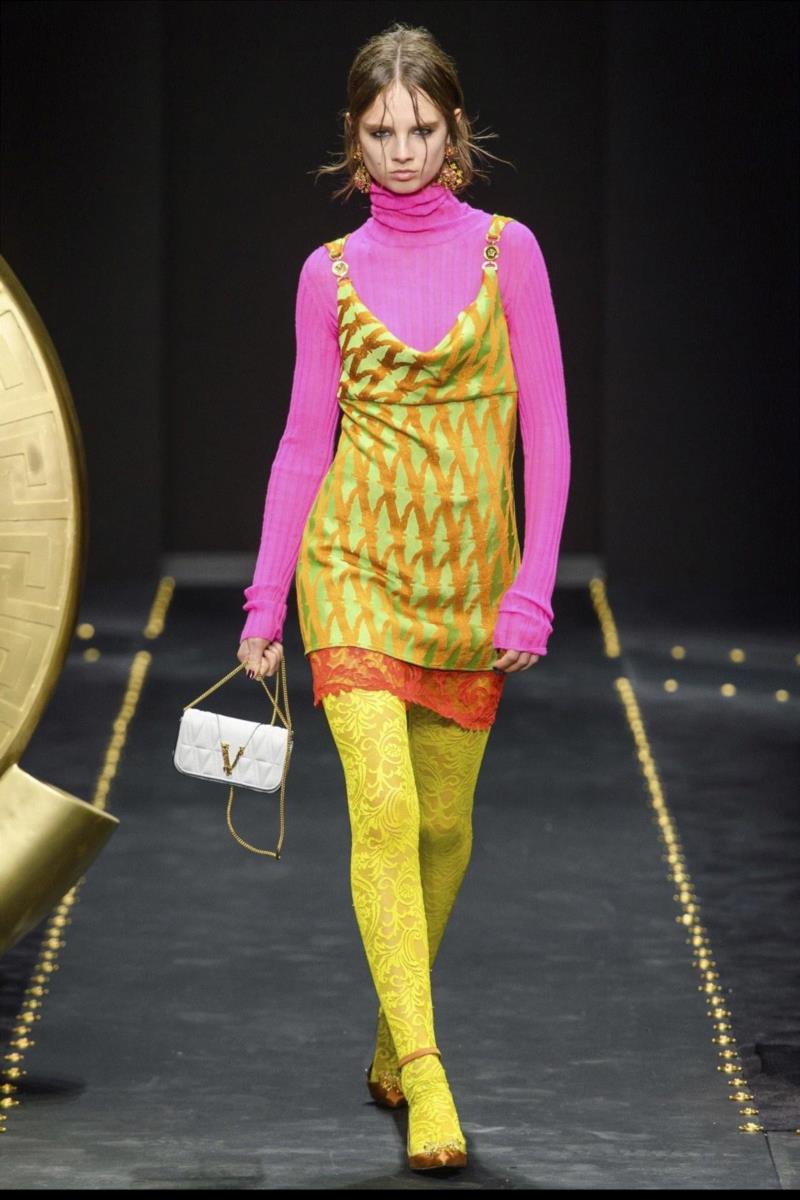 【IFA-时尚资讯】游走在不完美和完美的边缘,IFA,资讯,多纳泰拉,范思哲,perfection,多纳泰拉范思哲,音乐,衣服,服装,黑色