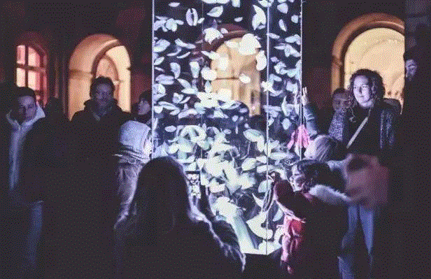 这些让人印象深刻的装置，都是玻璃艺术,装置,羽毛,材料,琉璃,水晶,建筑,灯光,宇宙,餐厅,Knapp