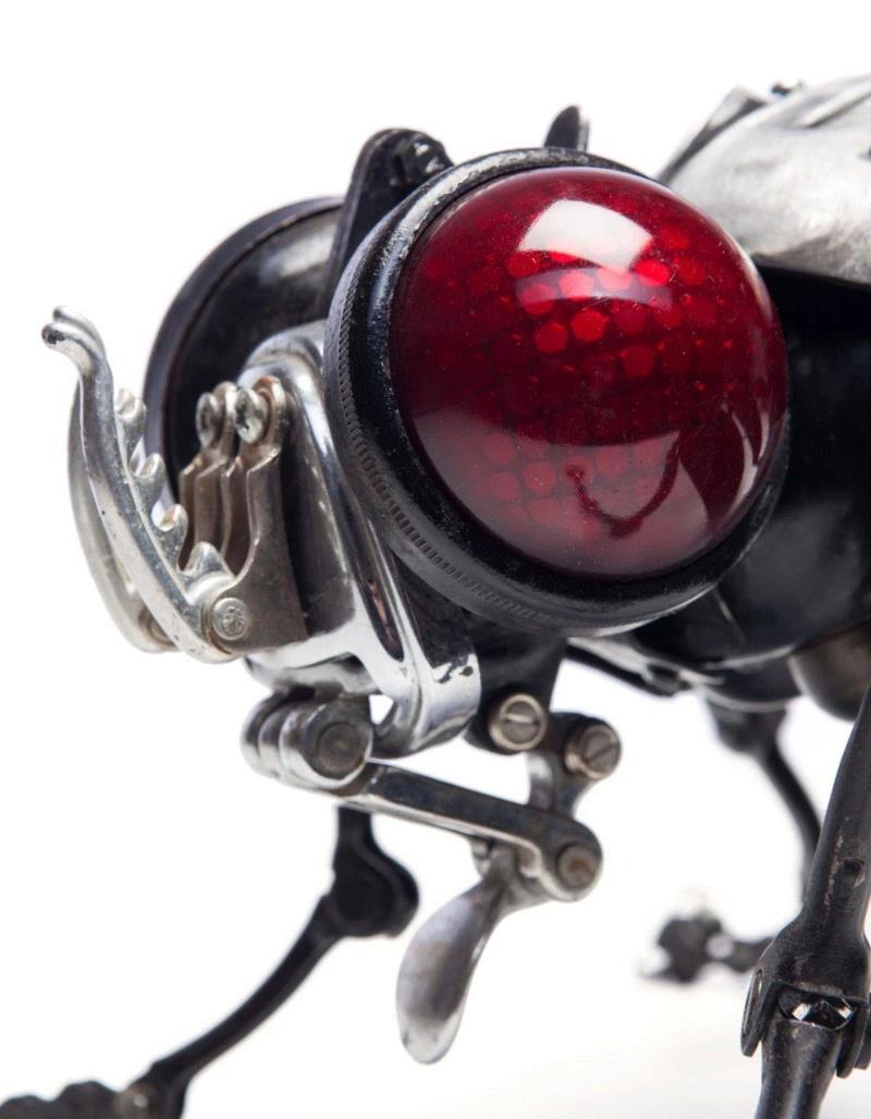 工艺丨从废旧的金属零件 到优雅的机械生命,零件,工艺,金属,机械,昆虫,上方,右上,法国,Martinet,学生们