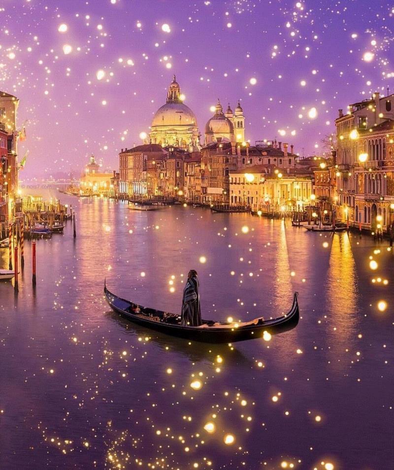 平面丨他用“上帝之手”操控宇宙，狂吸120万粉丝,平面丨他用,上帝之手,宇宙,粉丝,后期,威尼斯,摄影师,一张照片,巴黎,鲸鱼