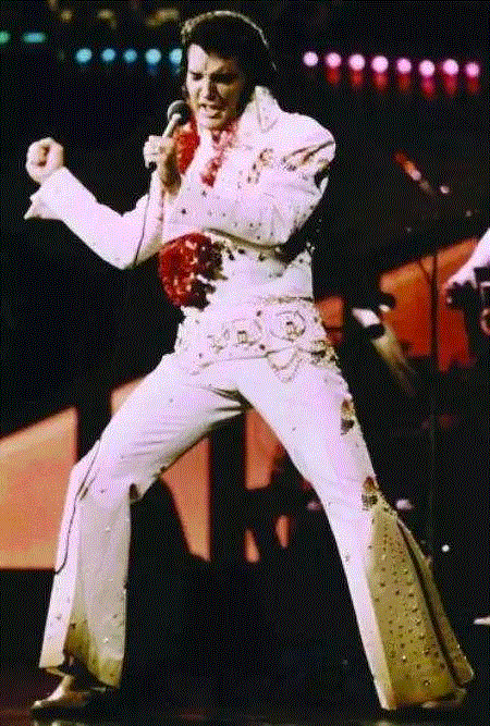 其实香奈儿并不适合我……,香奈儿,喇叭裤,时尚,女性,服饰,音乐剧,衣服,帽子,妈妈咪呀,高跟鞋