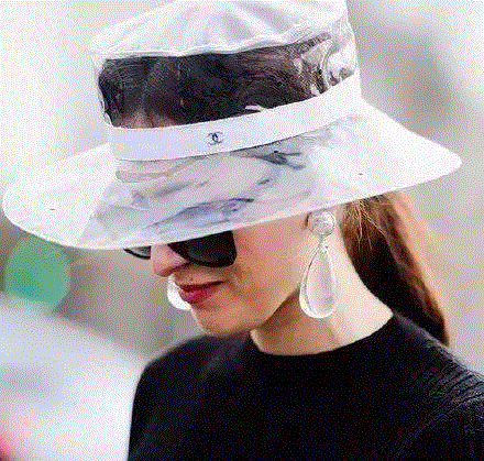 其实香奈儿并不适合我……,香奈儿,喇叭裤,时尚,女性,服饰,音乐剧,衣服,帽子,妈妈咪呀,高跟鞋