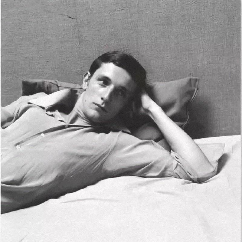 老佛爷先认识的Jacques,老佛爷的斜杠人生：同性恋/毒舌/设计巨擘/减肥作家/明星推手...,老佛爷,斜杠,同性恋,毒舌,巨擘,作家,推手,Chanel,时尚,Lagerfeld