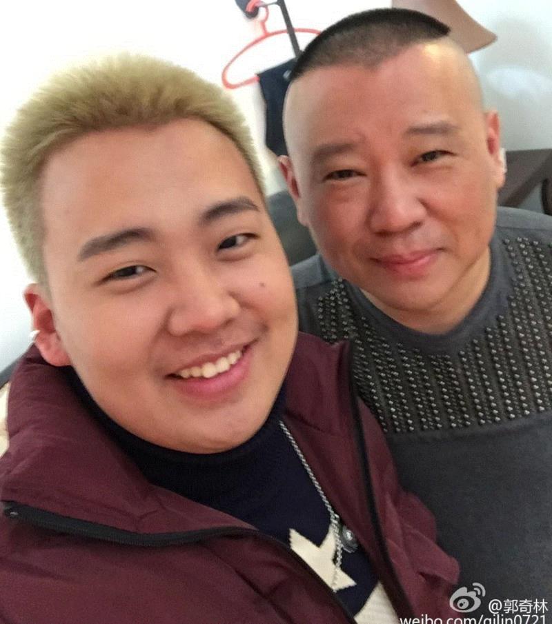 专辑 ▎“老佛爷”藏书30万，郭德纲家有图书馆：爱读书的人，有多可怕！,郭德纲,藏书,专辑,老佛爷,图书馆,董卿,郭麒麟,喻恩泰,书房,当初