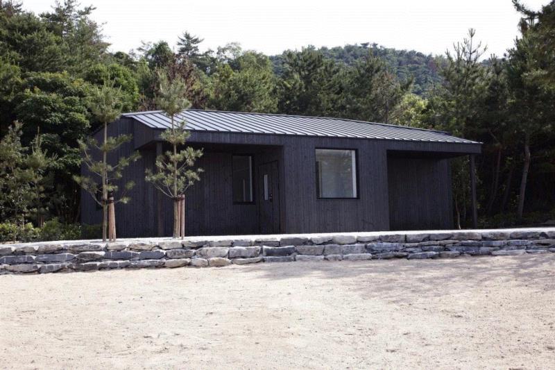克里斯蒂安 · 波尔坦斯基 / 《心之档案》/ 日本丰岛，2010至今,美术馆 | “一生”，克里斯蒂安 · 波尔坦斯基大型回顾展，大阪国立国际美术馆,波尔坦斯基,大阪国立国际美术馆,美术馆,回顾展,克里斯蒂安,日本,丰岛,装置,档案,风铃