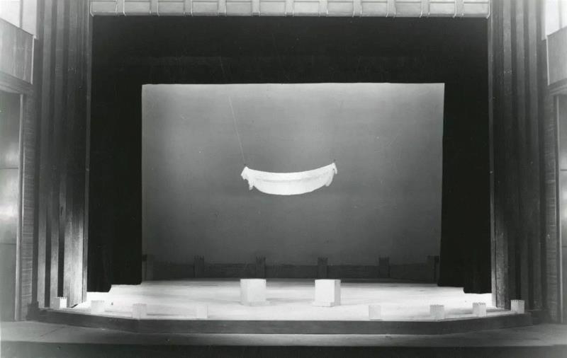 剧汇丨英国皇家莎士比亚剧院《罗密欧与朱丽叶》设计手稿集,莎士比亚,皇家,剧院,罗密欧与朱丽叶,英国,设计手稿集,男女,版本,手稿,悲剧