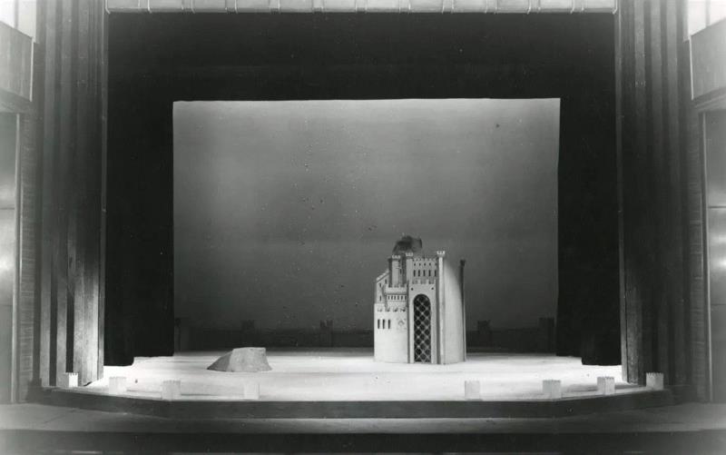 剧汇丨英国皇家莎士比亚剧院《罗密欧与朱丽叶》设计手稿集,莎士比亚,皇家,剧院,罗密欧与朱丽叶,英国,设计手稿集,男女,版本,手稿,悲剧