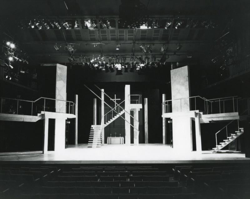 剧汇丨英国皇家莎士比亚剧院《罗密欧与朱丽叶》设计手稿集,莎士比亚,皇家,剧院,罗密欧与朱丽叶,英国,设计手稿集,男女,版本,手稿,悲剧