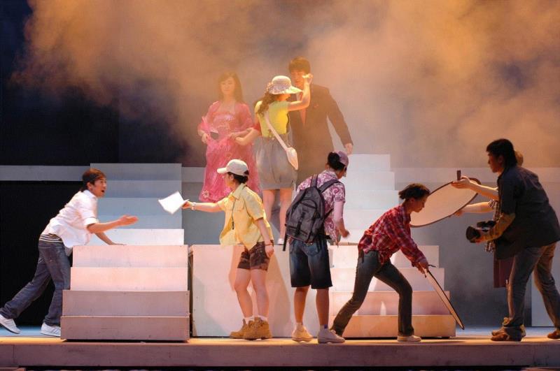 老照片 | 菊花香,老照片,话剧,菊花香,美琪大戏院,祖忠人,商鞅,金大班,我和春天有个约会,下方,上海话剧艺术中心