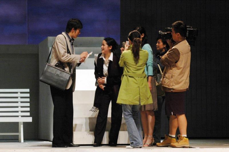 老照片 | 菊花香,老照片,话剧,菊花香,美琪大戏院,祖忠人,商鞅,金大班,我和春天有个约会,下方,上海话剧艺术中心