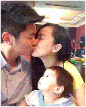 Papi酱言论引争议:“自私”的人生有多爽?,Papi酱,言论,伴侣,儿子,妈妈,女儿,前面,爸爸,papi酱,朱雨辰