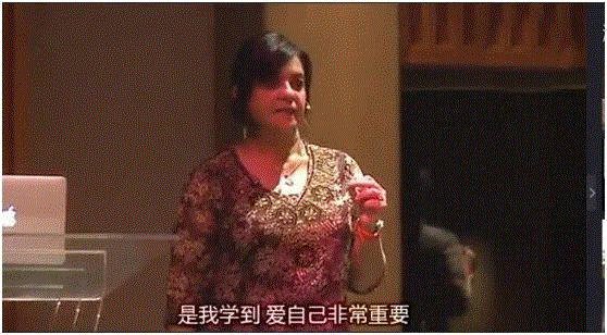 Papi酱言论引争议:“自私”的人生有多爽?,Papi酱,言论,伴侣,儿子,妈妈,女儿,前面,爸爸,papi酱,朱雨辰