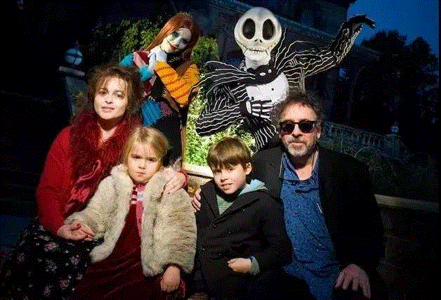 她是女版德普，好莱坞的疯子，被称为英伦玫瑰却喜欢扮巫婆！,疯子,英伦,德普,好莱坞,巫婆,海伦娜,电影,英国,贵族,戏剧