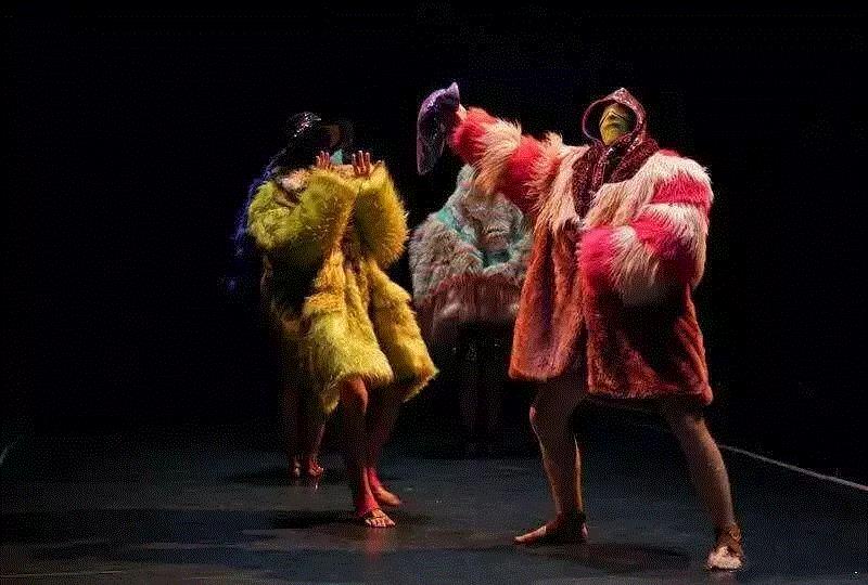 此剧无声胜有声|绿叶剧团2019巡演开启,剧团,绿叶,此剧,戏剧节,香港,肢体,戏剧,狂人,黄俊达,导演