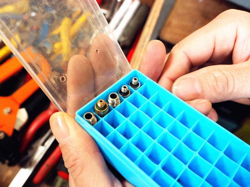 心思缜密的舞美技术设计,舞美,心思,徐哥,舞台,工具箱,话剧,箱子,抽屉,工具,上海话剧艺术中心