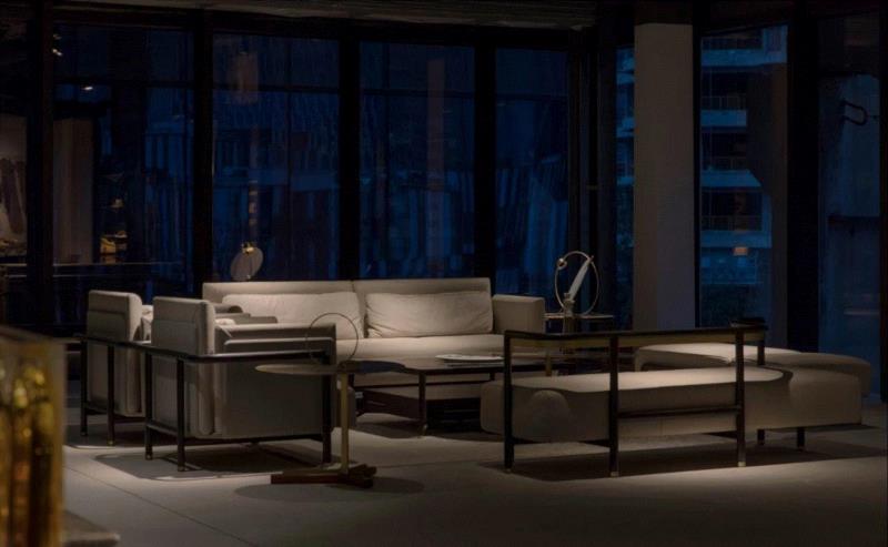 &nbsp; 沙发皮料，另有如图所示银灰色可选&nbsp;&nbsp;,不只是优雅，它还让你的客厅摩登又东方,客厅,沙发,软包,材质,框架,虚怀,紫光檀,真皮,璞素,牛皮