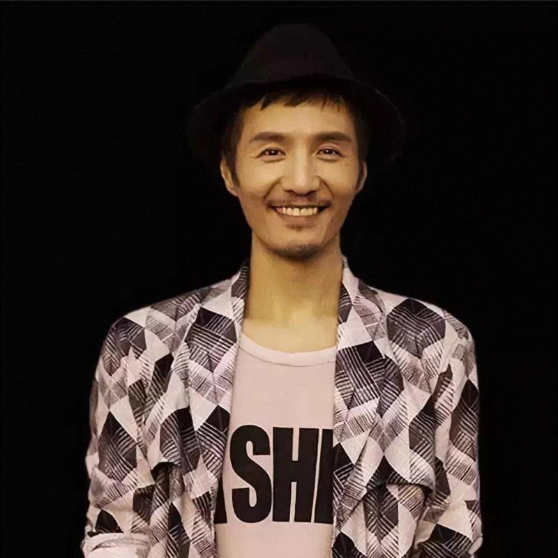 朴树,品读 ▎体面的中年,可以打败时间,中年,中年人,于谦,老狼,高晓松,朴树,陈丹青,马未都,很多人,一个人