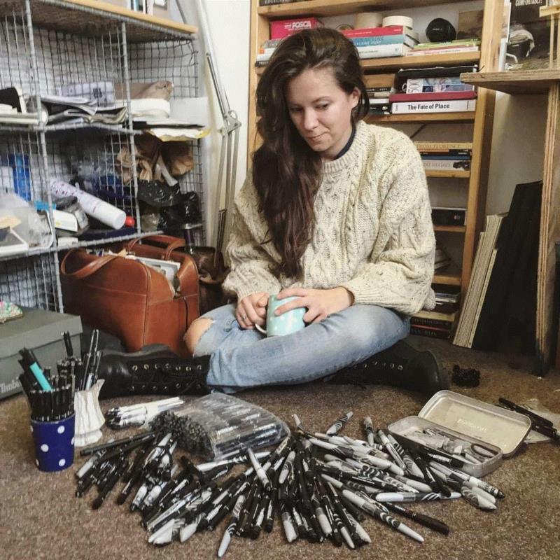 一幅“骗”倒英国皇室的画,放大100倍后,15万人惊了…,英国,皇室,Kemp,眼中,工具,查尔斯,城堡,艺术界,私房,大自然