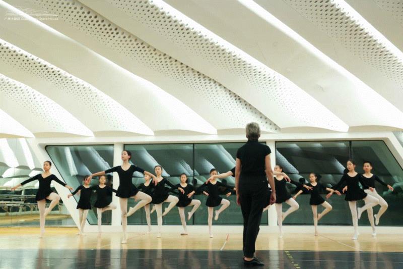 课堂攻略丨立起足尖，放飞芭蕾梦想,足尖,课堂,攻略,芭蕾,广州大剧院,少儿,芭蕾舞团,头发,团员,芭蕾舞