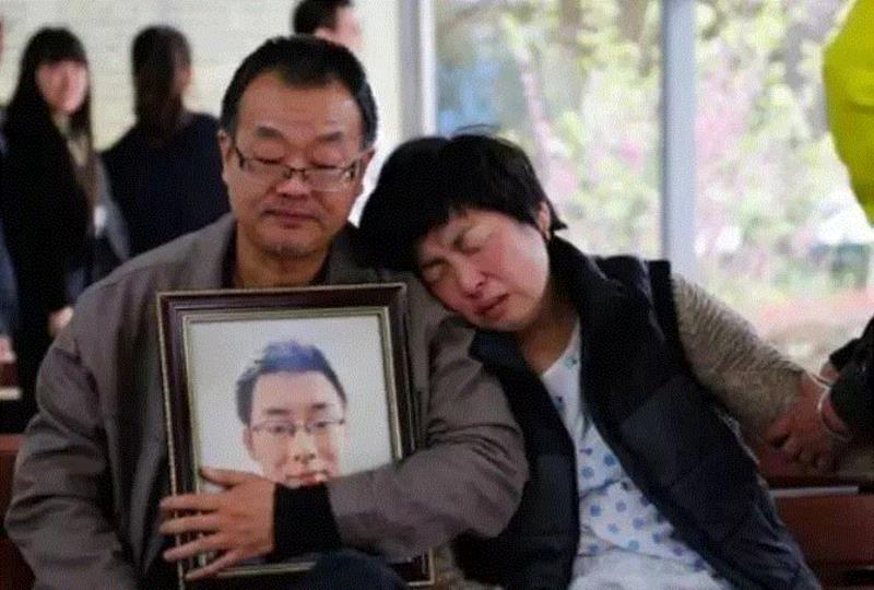 百度花9亿“黑”自己,一手好牌打得稀烂!,百度,小鬼,上面,红包,搜索引擎,天堂,APP,视频,淘宝,利益