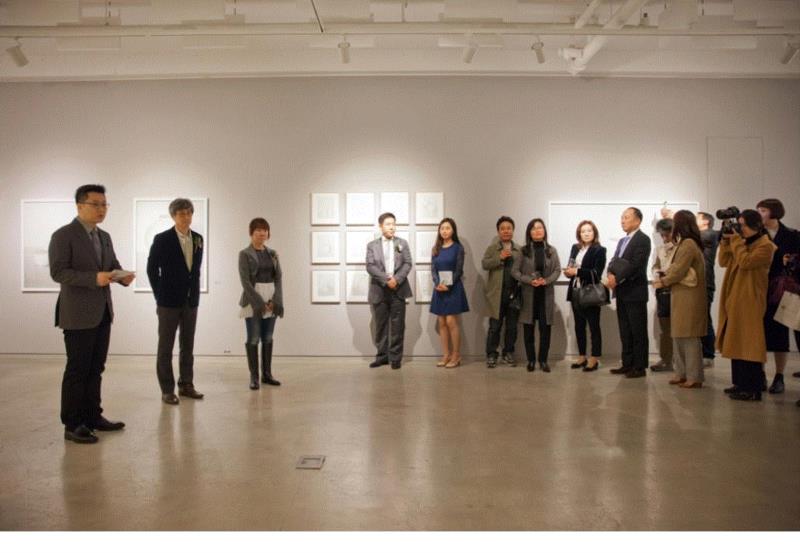 具本昌教你如何“观看”｜《韩国影汇》三影堂教育工作坊,韩国,三影堂教育工作坊,昌教,影汇,课程,工作坊,摄影师,三影堂,学员,Koo