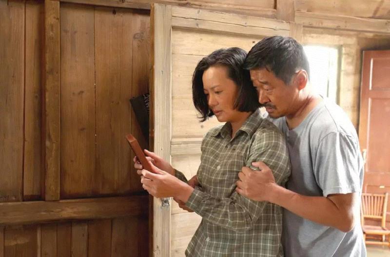 《地久天长》,就算拿下柏林影帝，他可能依然红不了,影帝,柏林,王景春,演员,演技,咏梅,电影,王小帅,行当,绿叶