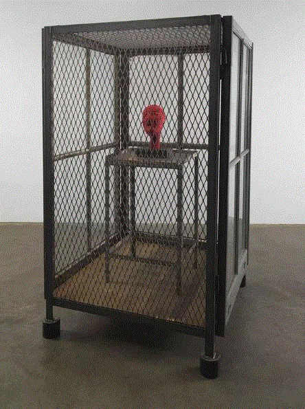 路易丝·布尔乔亚，《细胞 X (肖像)》，2000，钢，布料，木，玻璃，188×124.5