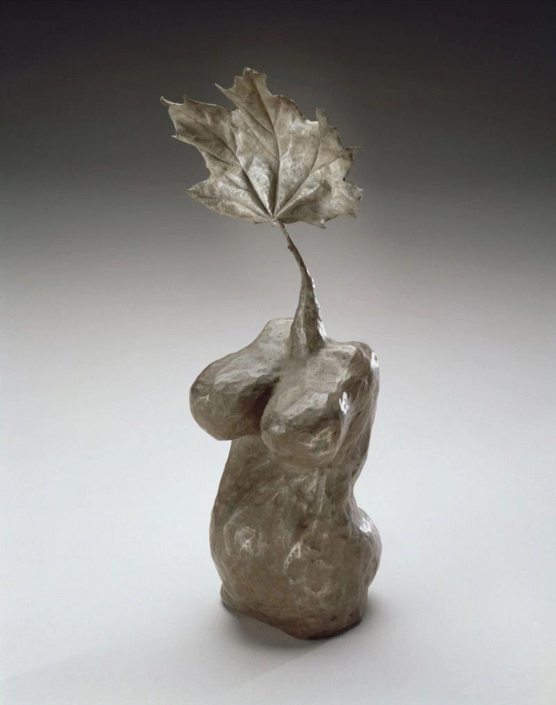  路易丝·布尔乔亚，《灌木修剪法》（Topiary），2005，青铜 硝酸银铜绿