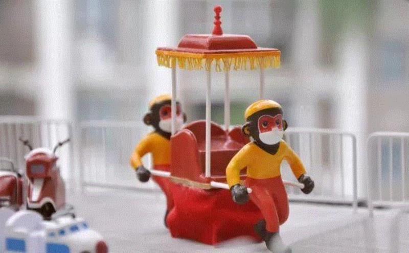 子倩所做的游乐场微观模型,微缩丨95后中国妹子把老成都变成“小儿国”,惊艳米兰!,成都,微缩丨,95后,妹子,小儿国,米兰,子倩,模型,游乐场,副食店