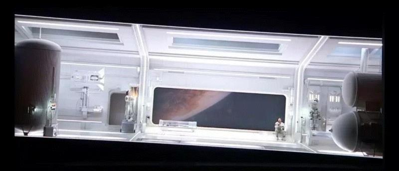 当我们看《流浪地球》的时候,他们已经把星辰宇宙搬上了舞台,舞台,宇宙,流浪地球,星辰,科幻,舞美,设计师,电影,波西米亚人,飞船