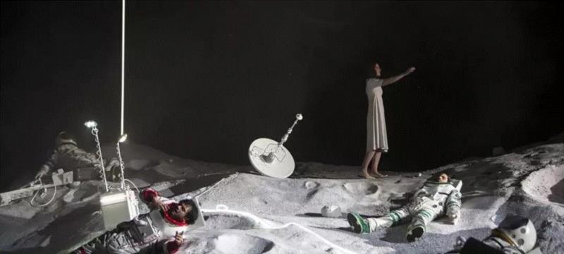 当我们看《流浪地球》的时候,他们已经把星辰宇宙搬上了舞台,舞台,宇宙,流浪地球,星辰,科幻,舞美,设计师,电影,波西米亚人,飞船