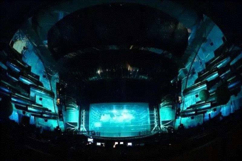 当我们看《流浪地球》的时候,他们已经把星辰宇宙搬上了舞台,舞台,宇宙,流浪地球,星辰,科幻,舞美,设计师,电影,波西米亚人,飞船