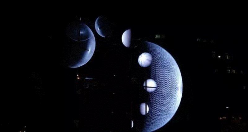 交互丨月球运动带来的灵感:月形旋转灯装置,装置,月形,月球,define,moon,喜鹊,月亮,whyixd,灯桥,上方
