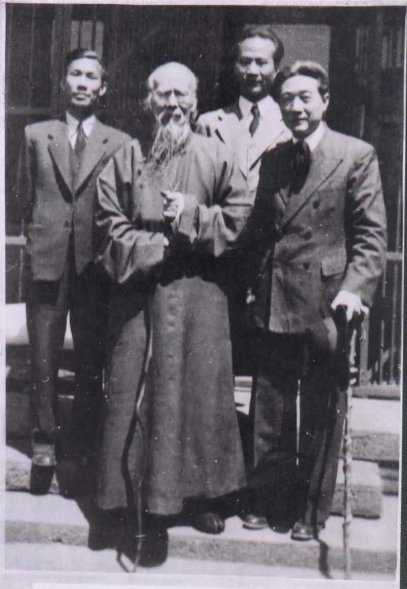△徐悲鸿与齐白石,徐悲鸿之孙，这个守护天价艺术品的80后，想讲一部最接地气的美术史,徐悲鸿,艺术品,80后,美术史,地气,徐骥,爷爷,名画,油画,绘画史