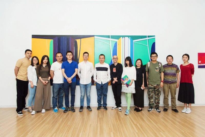 hiart center：奔跑的2018,center,市集,博览会,space,深圳,画册,盛大,十音,闫威,孙莹