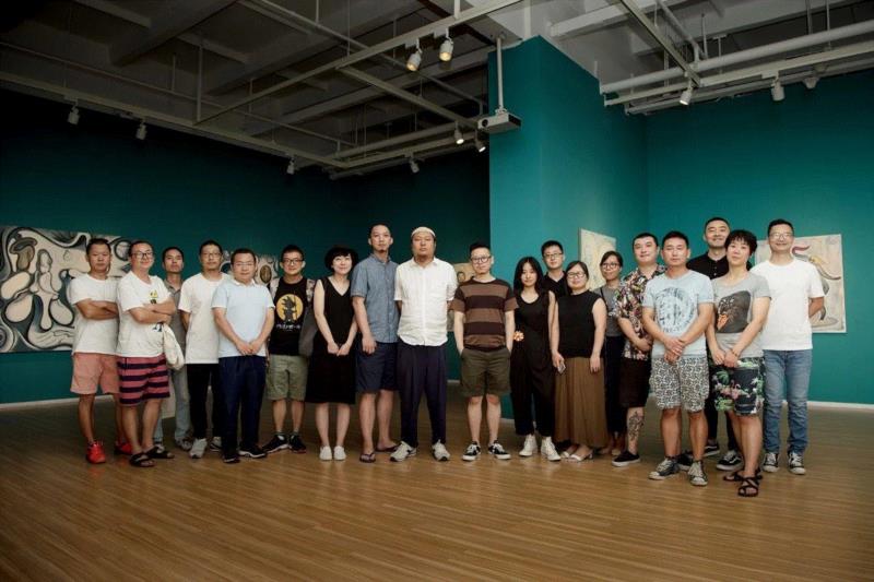 hiart center：奔跑的2018,center,市集,博览会,space,深圳,画册,盛大,十音,闫威,孙莹