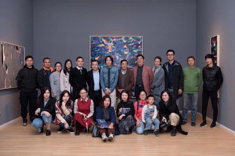 hiart center：奔跑的2018,center,市集,博览会,space,深圳,画册,盛大,十音,闫威,孙莹