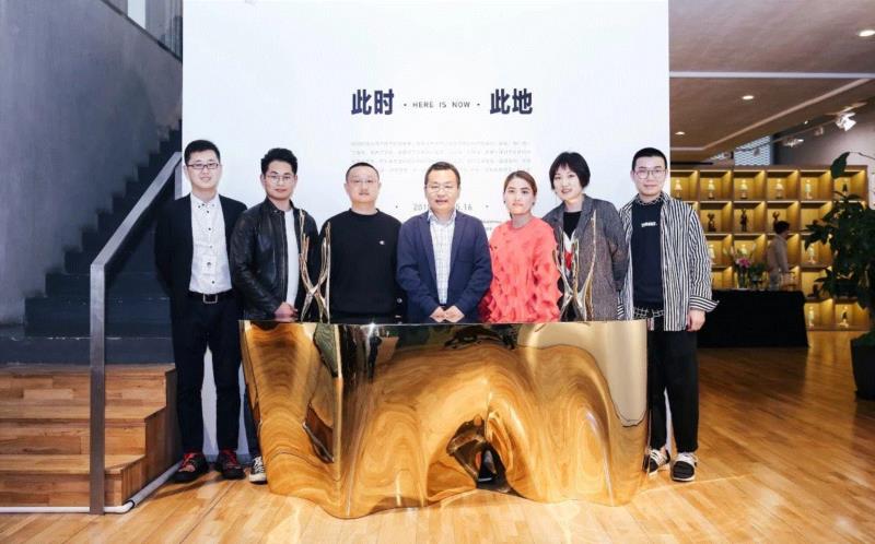 hiart center：奔跑的2018,center,市集,博览会,space,深圳,画册,盛大,十音,闫威,孙莹