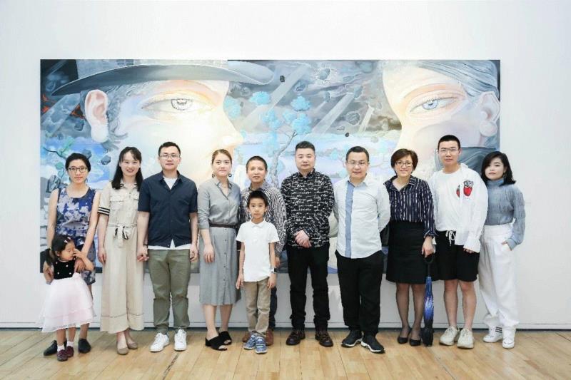 hiart center：奔跑的2018,center,市集,博览会,space,深圳,画册,盛大,十音,闫威,孙莹