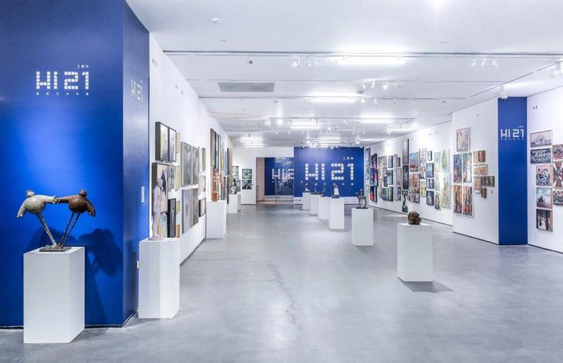 hiart center：奔跑的2018,center,市集,博览会,space,深圳,画册,盛大,十音,闫威,孙莹
