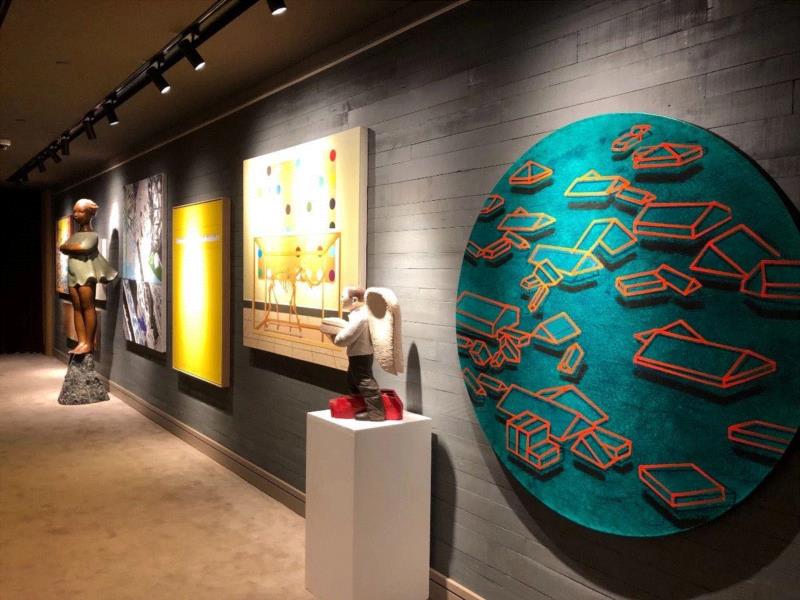 hiart center：奔跑的2018,center,市集,博览会,space,深圳,画册,盛大,十音,闫威,孙莹