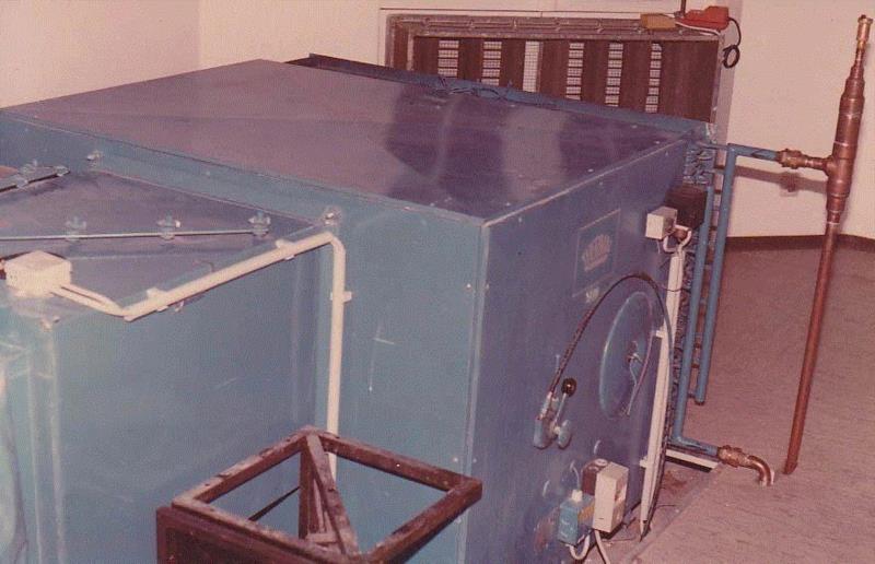 1979年,激光制冷系统的散热器,世界上第一个“激光景观”雕塑:霍斯特·H·鲍曼 | Documenta 6,激光,景观,雕塑,世界上,霍斯特·H·鲍曼,Documenta,卡塞尔,卡塞尔文献展,鲍曼,装置