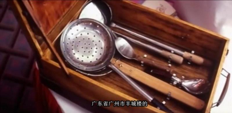 下饭神剧,这部老港片看10遍都不会腻!,港片,神剧,欧嘉慧,赵港生,电影,廖杰,廖师傅,美食,贺岁片,喜剧