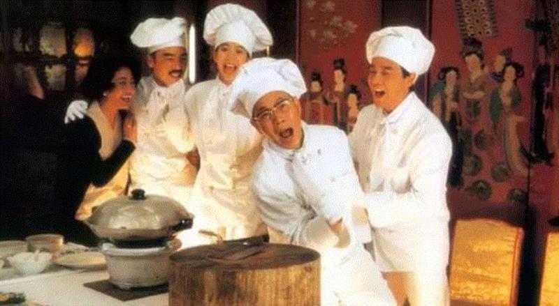 下饭神剧,这部老港片看10遍都不会腻!,港片,神剧,欧嘉慧,赵港生,电影,廖杰,廖师傅,美食,贺岁片,喜剧