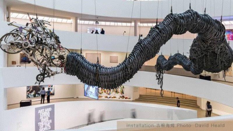 当代中国创造了惊人的财富，但是我们这一代留给后人的，有什么值得骄傲的艺术？这是我经常思索的问题。,一个西方视角的中国当代艺术展,黄永砅,世界剧场,中国当代艺术展,古根海姆美术馆,中国当代艺术家,艺术界,古根海姆,中国当代艺术,当代艺术,刘裘蒂