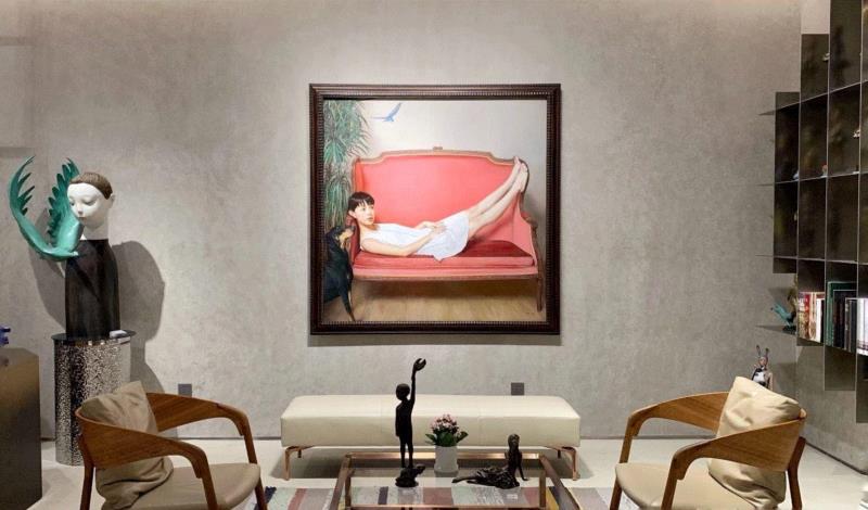 hiart space | 李贵君和他笔下的都市女孩,李贵君,space,都市女孩,油画,绘画,新古典主义,灵性,深圳,人物,符号