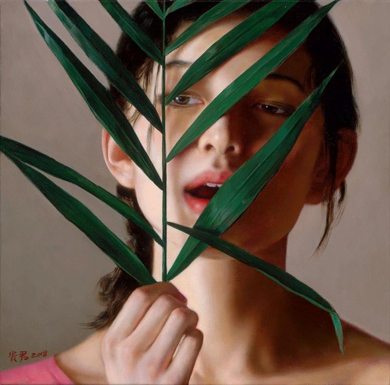 李贵君 《尚未可知》 2018 布面油画 35x35cm,hiart space | 李贵君和他笔下的都市女孩,李贵君,space,都市女孩,油画,绘画,新古典主义,灵性,深圳,人物,符号